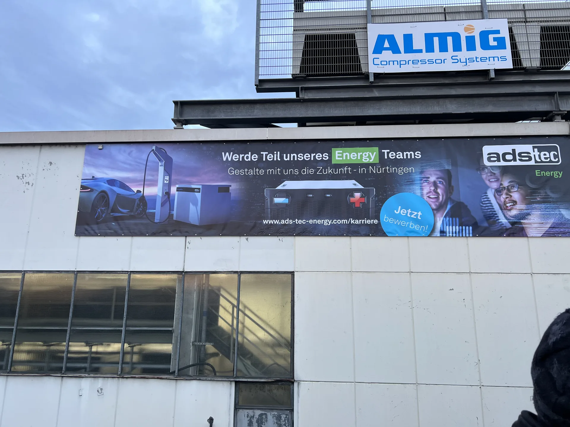 Fassadenbanner – Außenwerbung