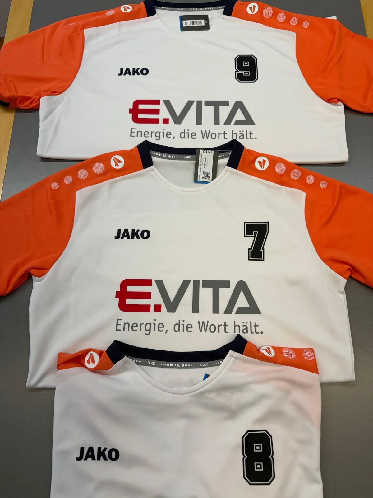 EVITA – Trikots