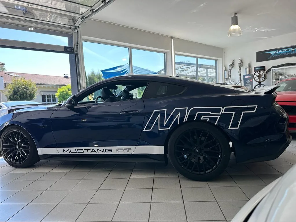 Ford Mustang – Seitenbeschriftung