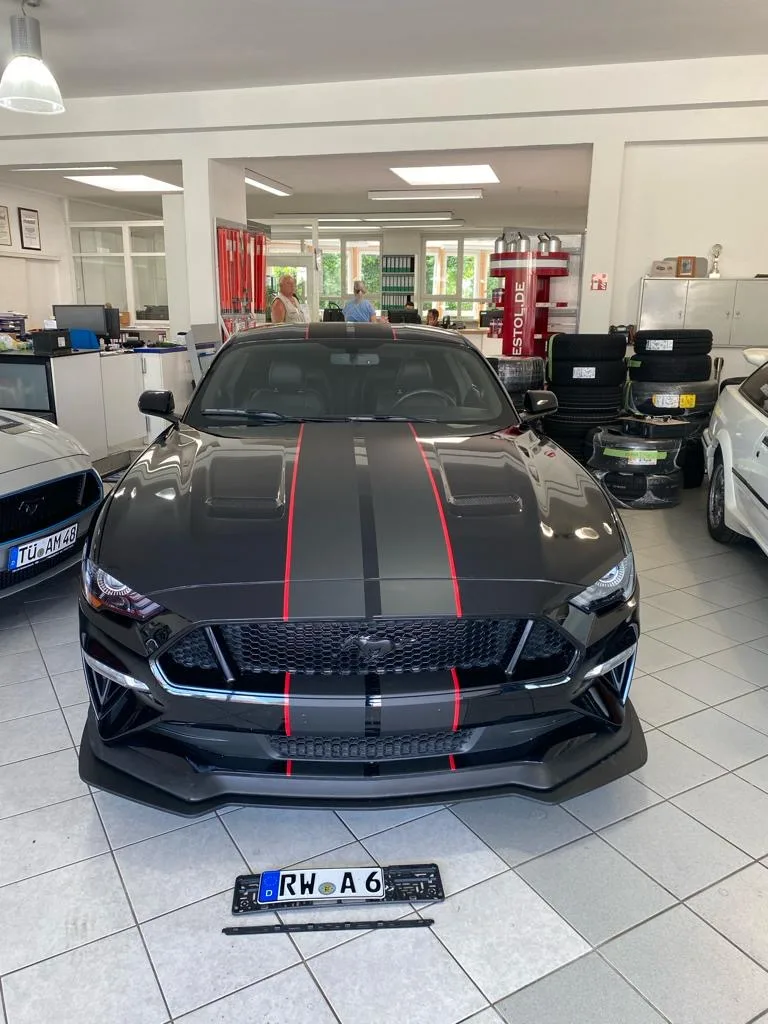 Ford Mustang – Folierung Schwarz