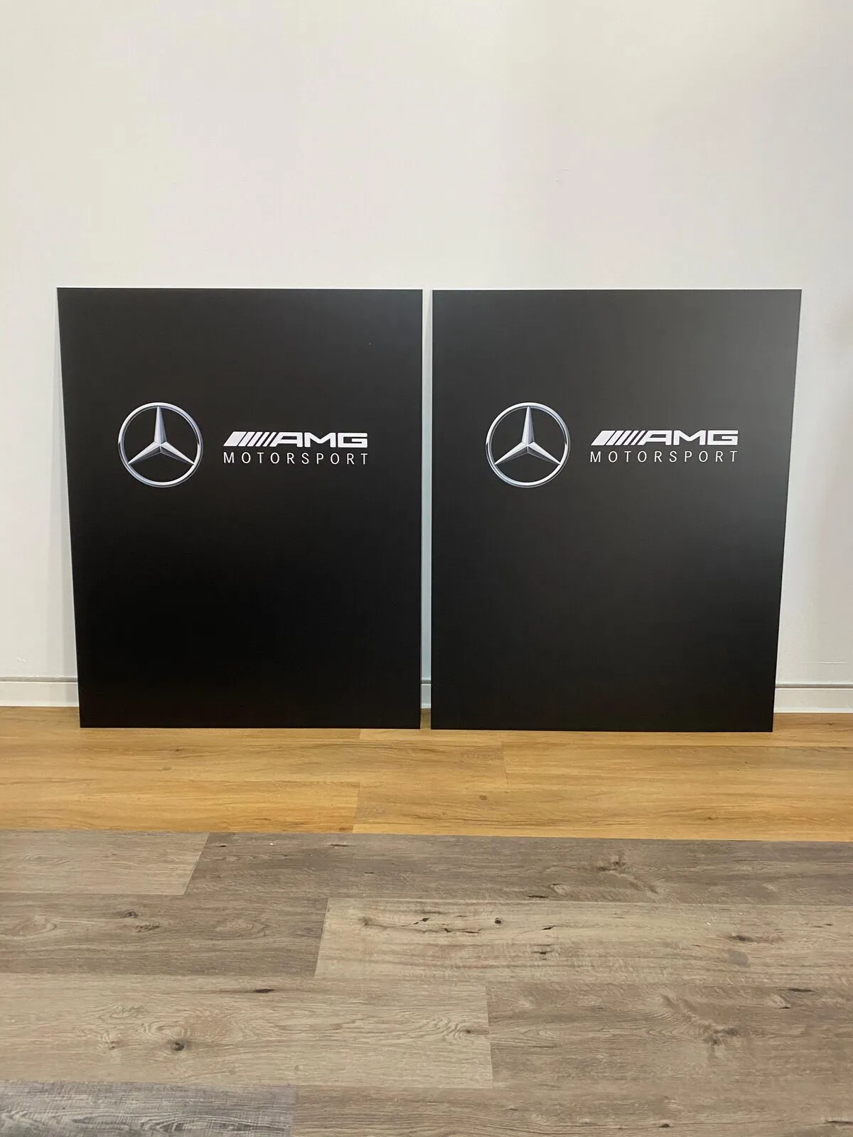Mercedes – Wandschilder