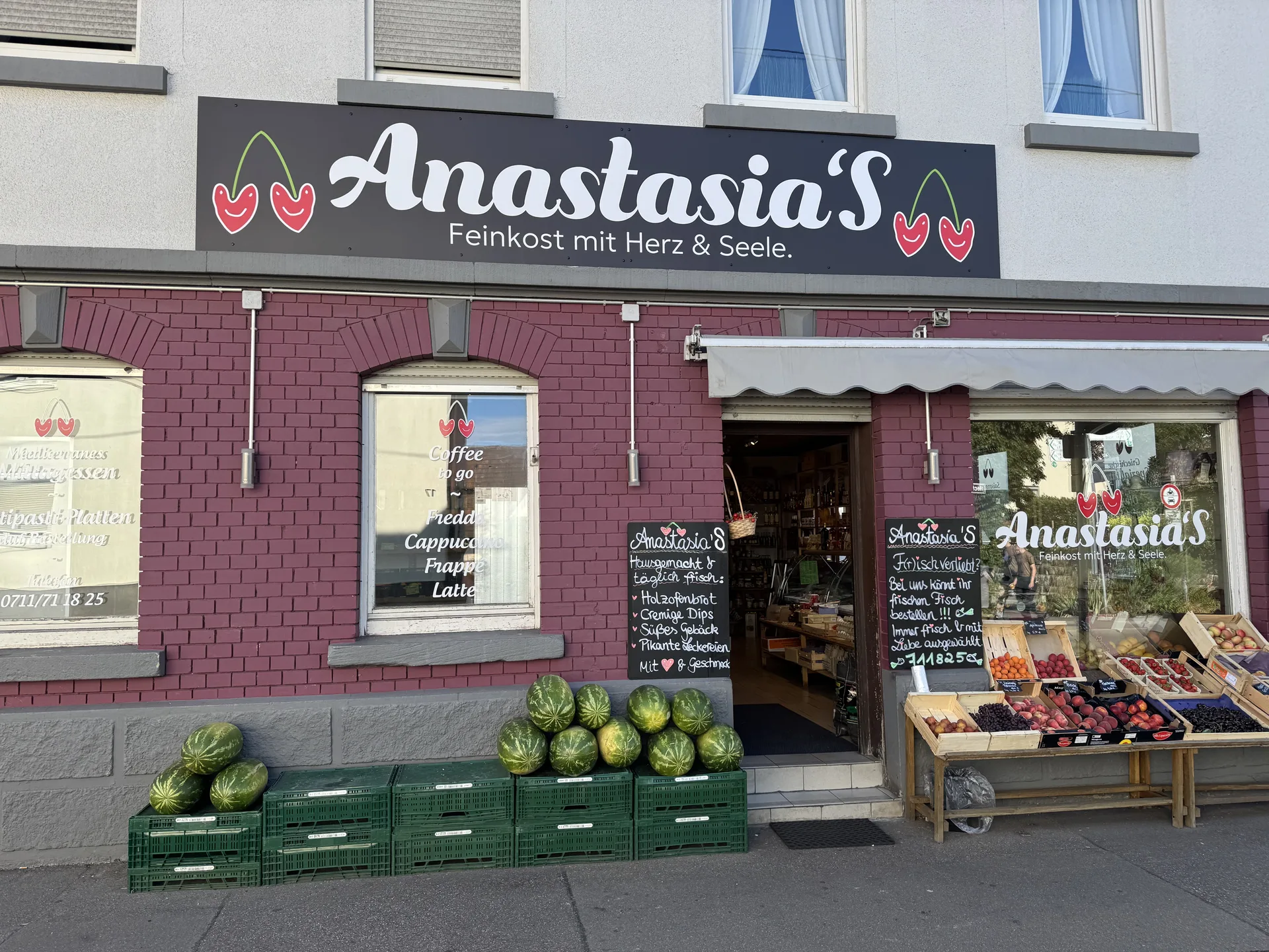 Fassadenschild – Außenwerbung